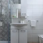 Emi *